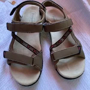 Propet elon sandal new arrivals